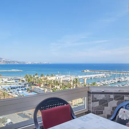 Stunning Marina View Fuengirola