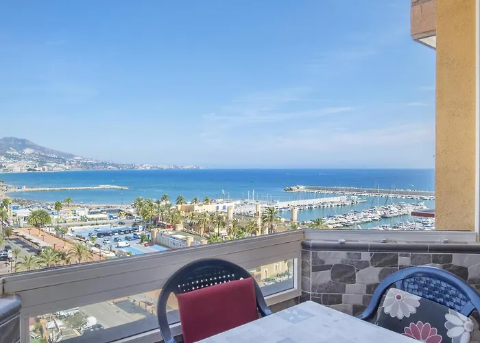 Stunning Marina View Appartement Fuengirola